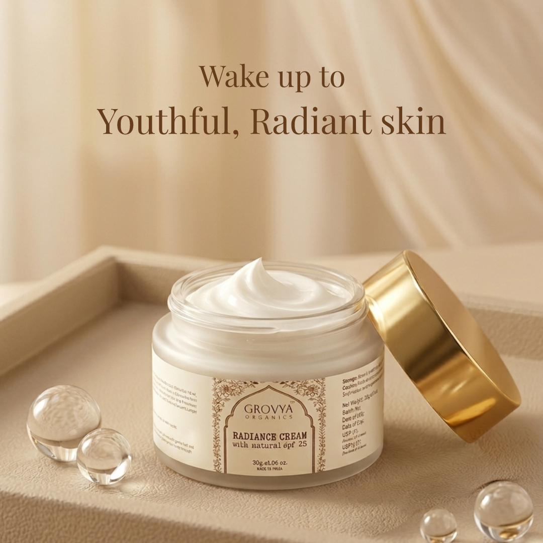 Radiance Cream with Natural SPF 25 | Ayurvedic Face Cream with Aloe Vera, Sandalwood & Turmeric | Lightweight Daily Moisturiser for Glow & Sun Protection | 30 g